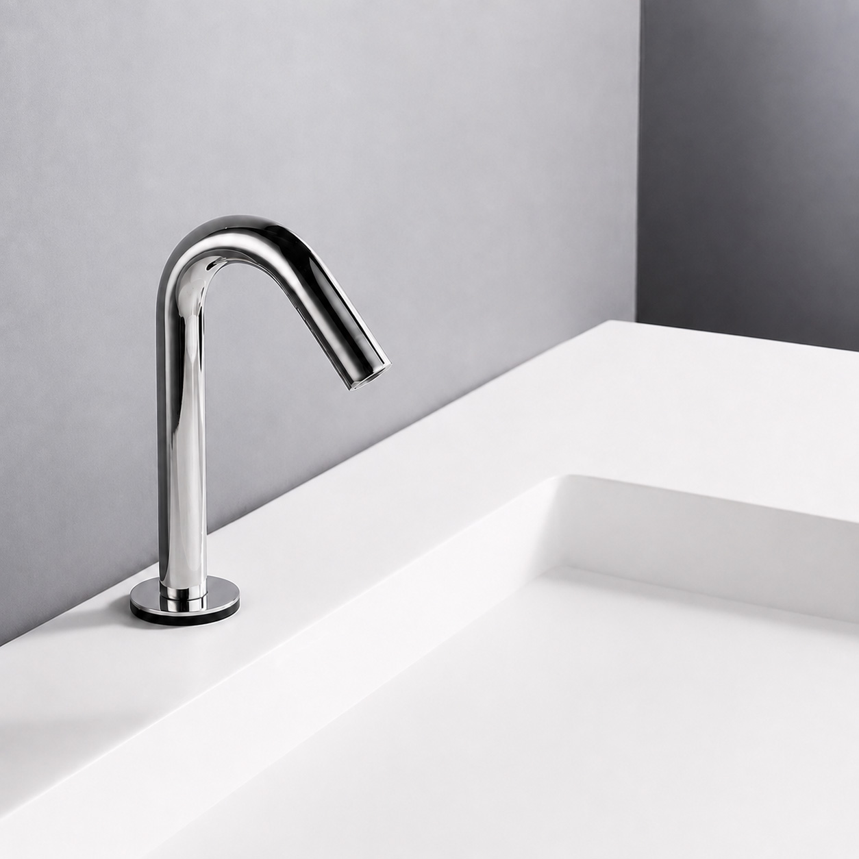 Sensor faucet detection geometry and power source