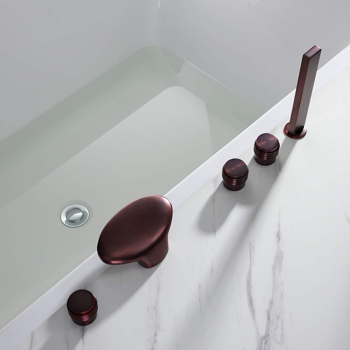 Vincci Oil Rubbed Bronze Widespread Bathtub Faucet