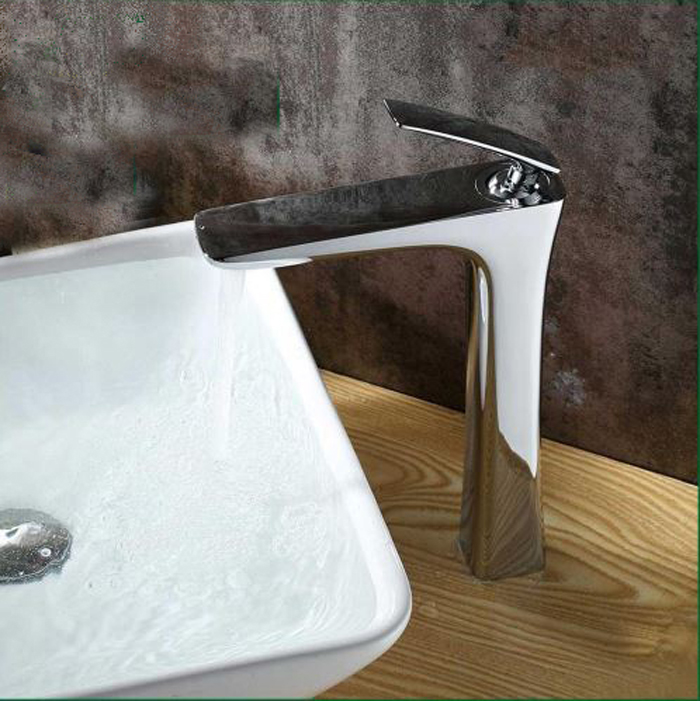 Dijon Single Handle Bathroom Sink Faucet Specifications