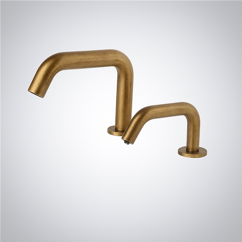 BathSelect RusticFlow� � Oil-Rubbed Bronze Touchless