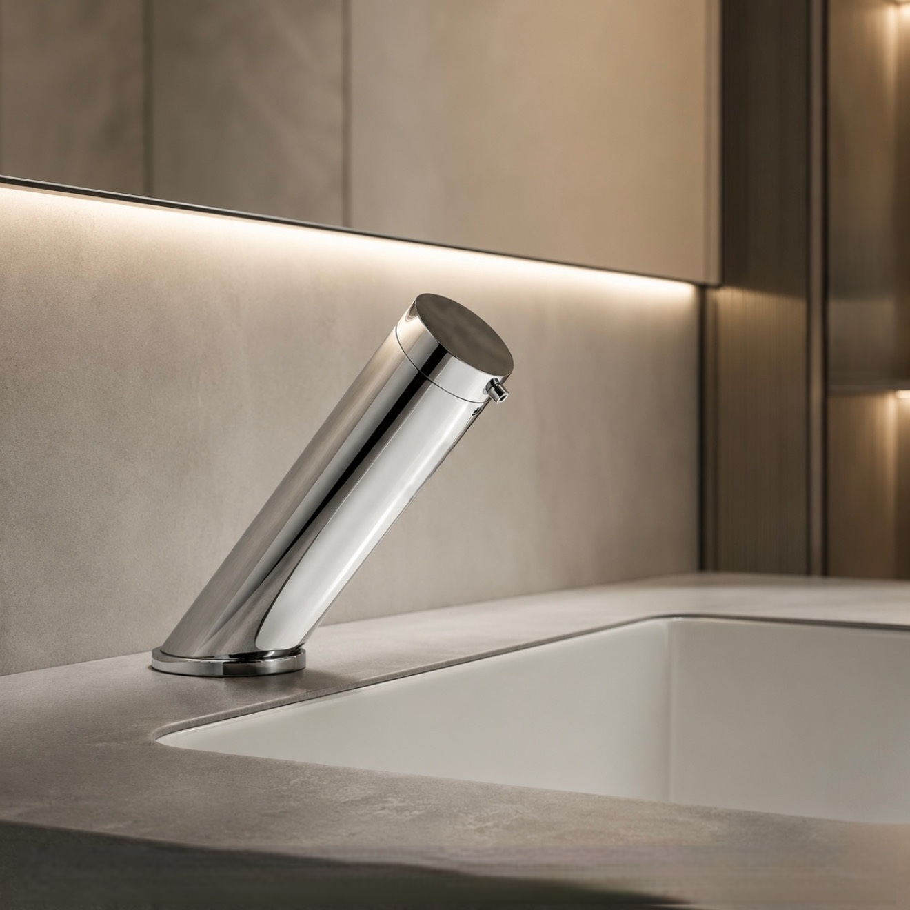 Automatic soap dispensers for hospitality projects