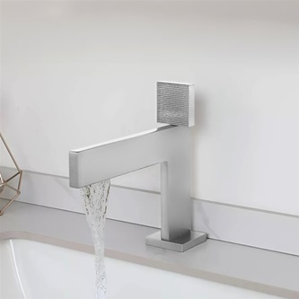 Return packaging guidance for shower systems and fixtures