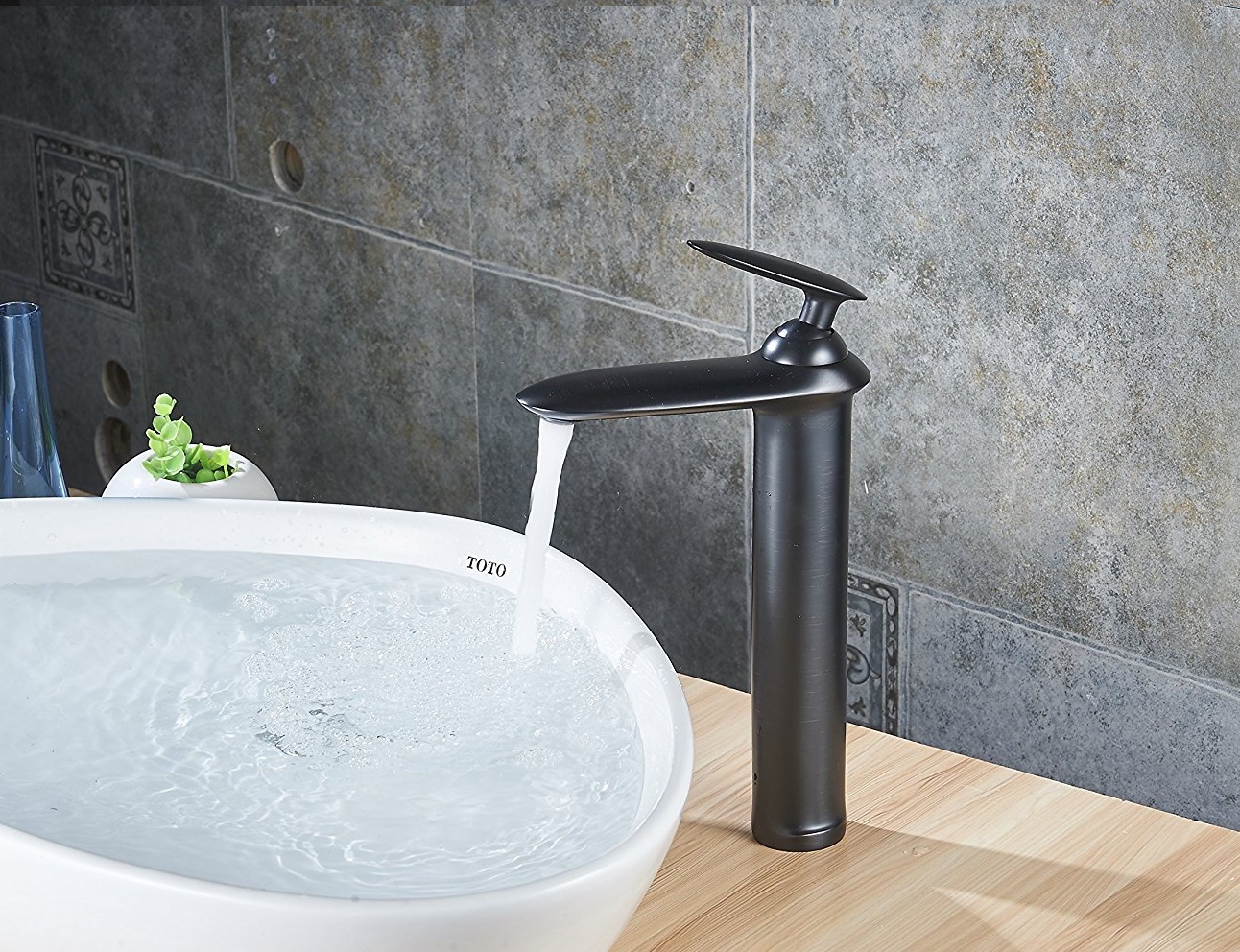Zamora Oil Rubbed Bronze Bathroom Sink Faucet