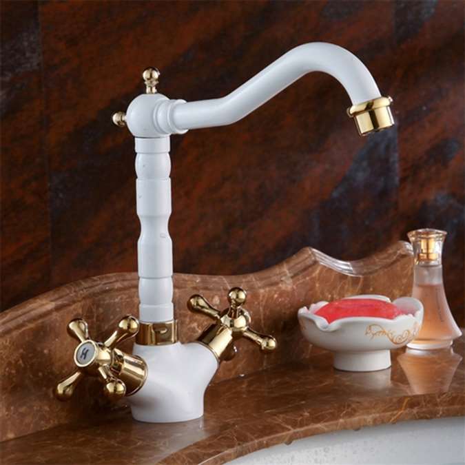 Calabria Brass Bathroom Sink Faucet with Dual Handle
